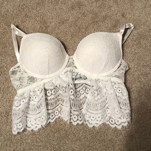 White push-up bra